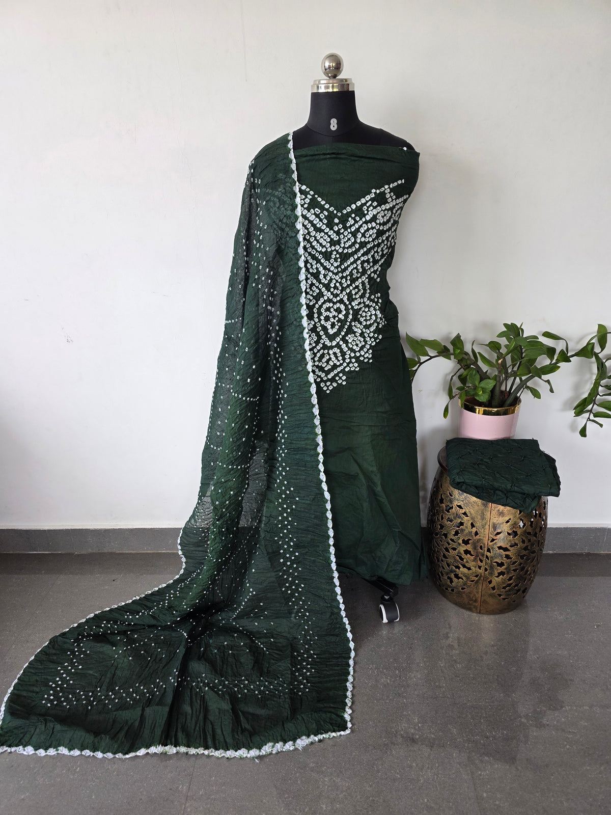 Handcrafted bandhani cotton set  -B192
