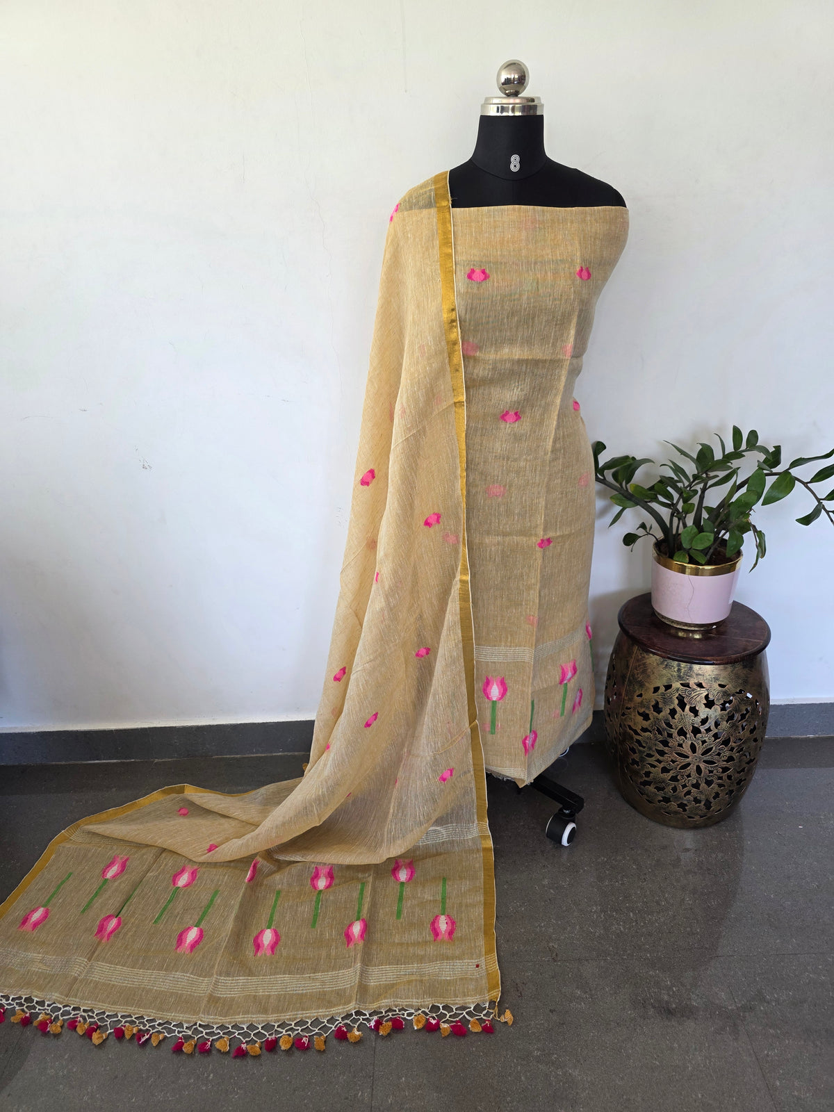 Premium handloom linen Tulip jamdhani set- JMM512