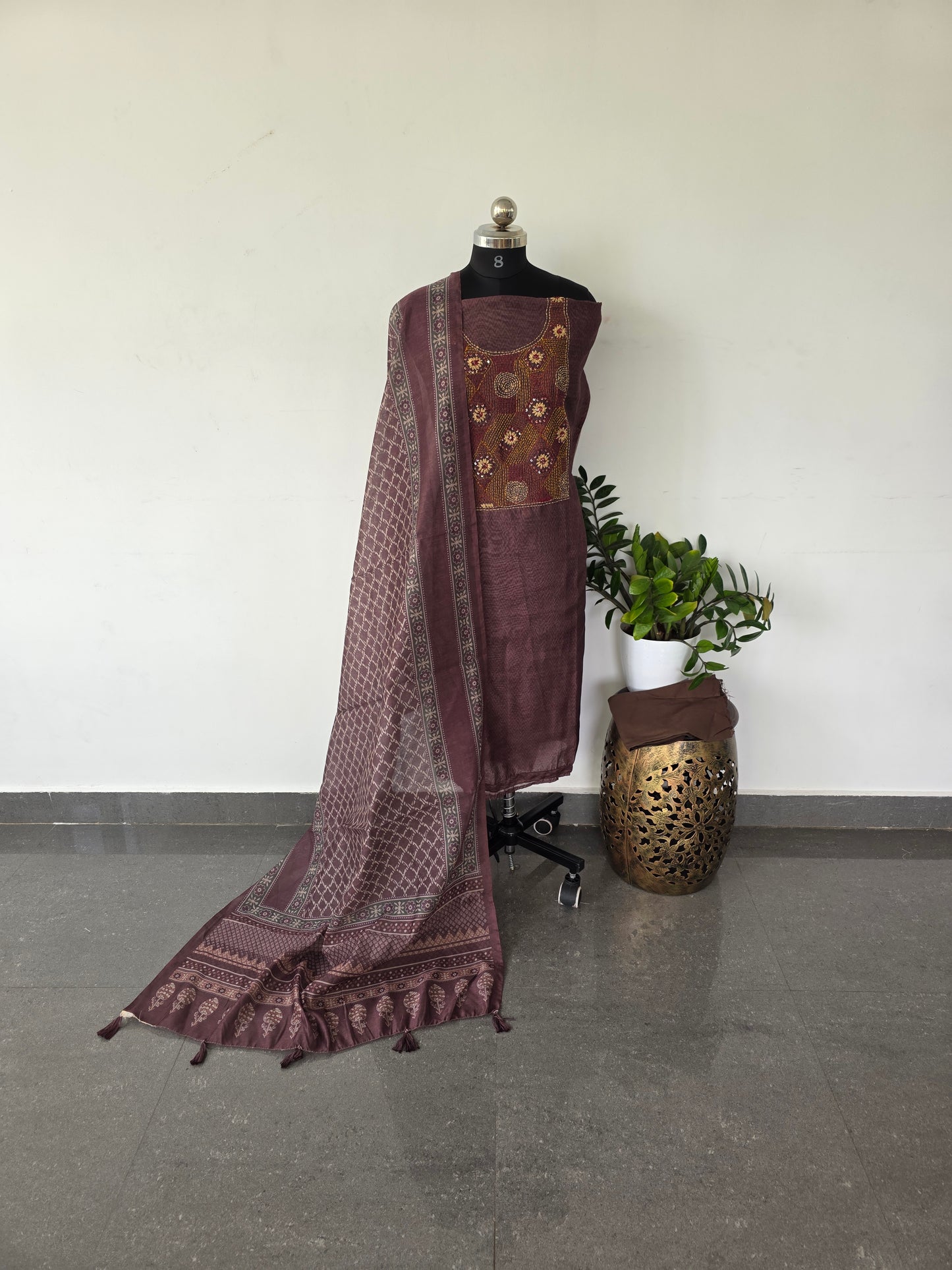 Premium embroidery chanderi silk set -DS153
