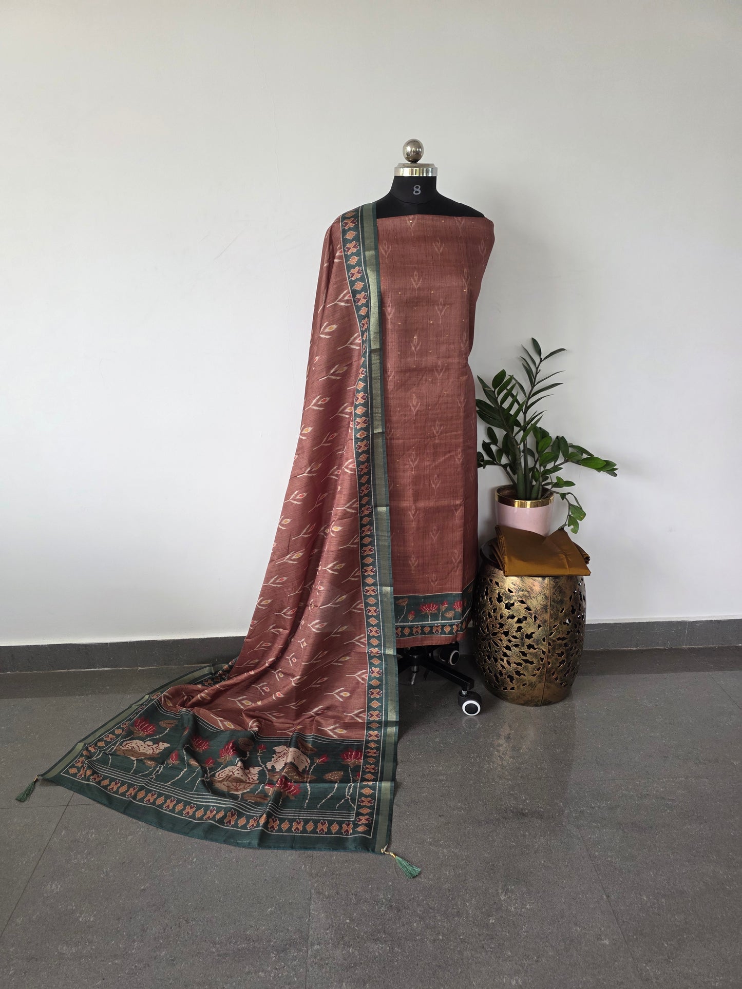 Premium tussar pichwai silk set -YU1