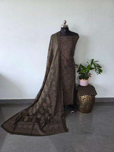 Jaipuri embroidery cotton set - JA806