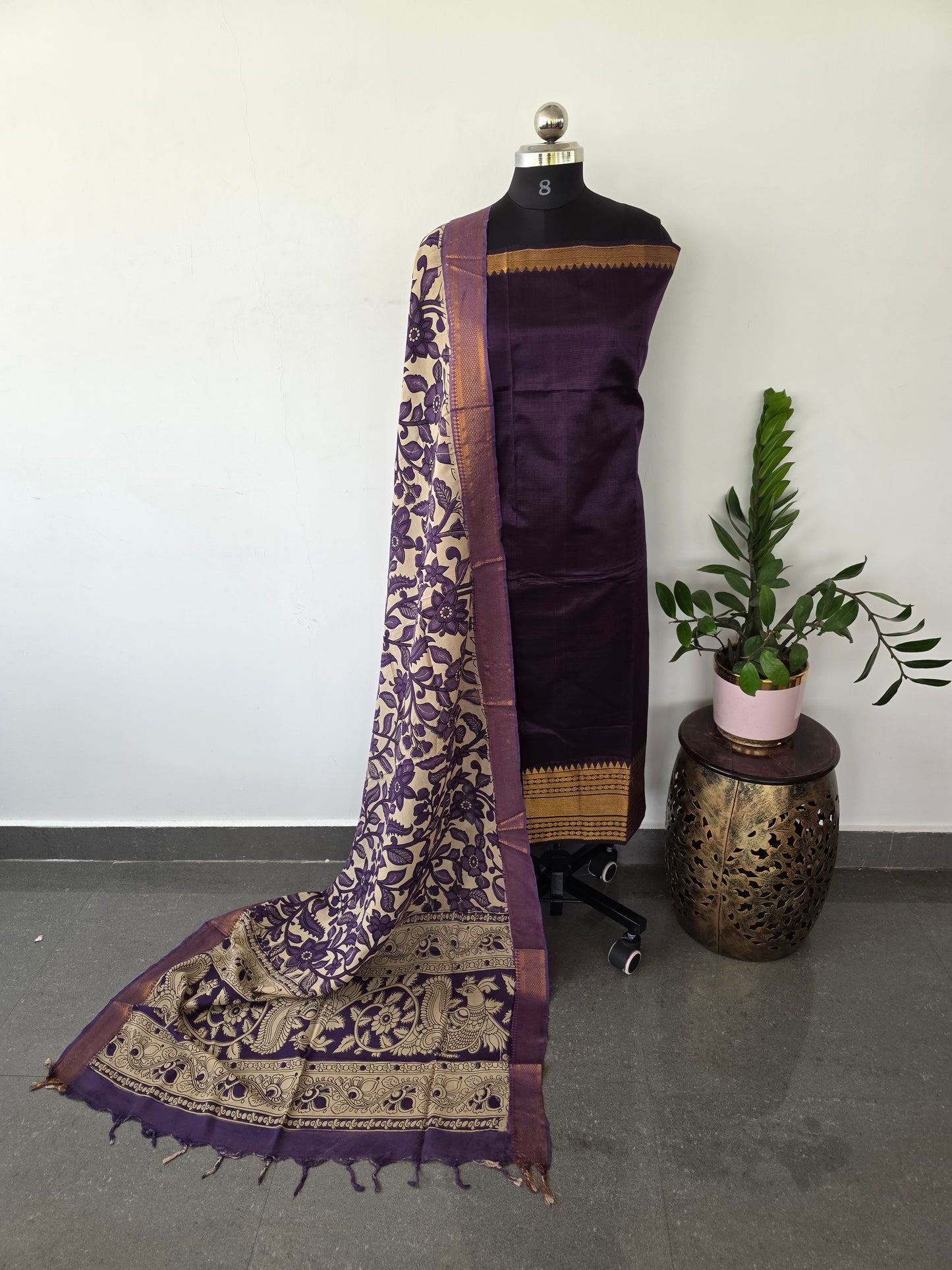 Handloom Mangalagiri silk kanchi border top with chennuri silk kalamkari shawl  - AK95
