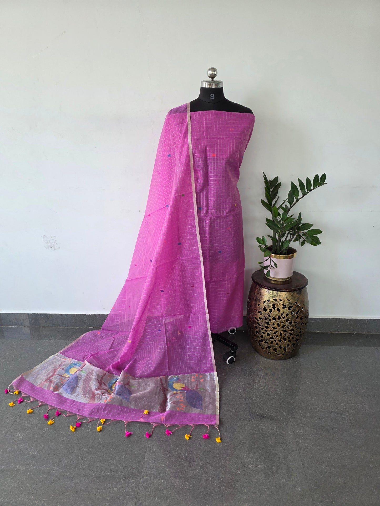 Premium zari checked muslin jamdhani - ZA6