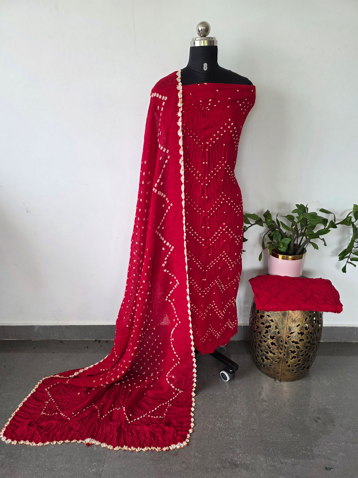 Handcrafted bandhani cotton set  -B142