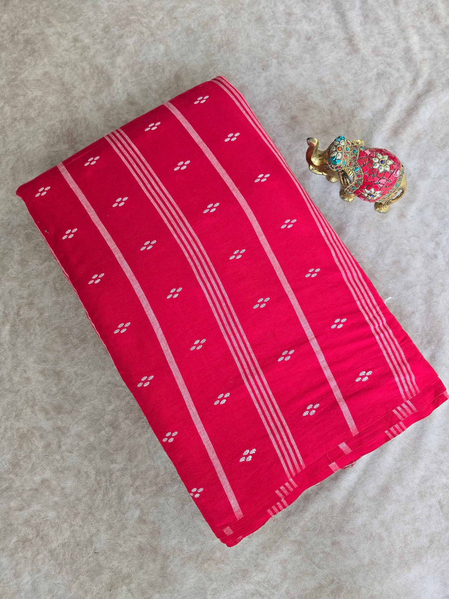 Prewashed Pure handloom cotton running material ( 0.5 mtrs ) - HRM50