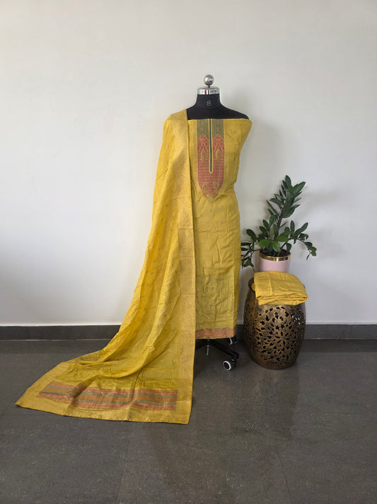 Premium Banarasi soft silk set - Gb5