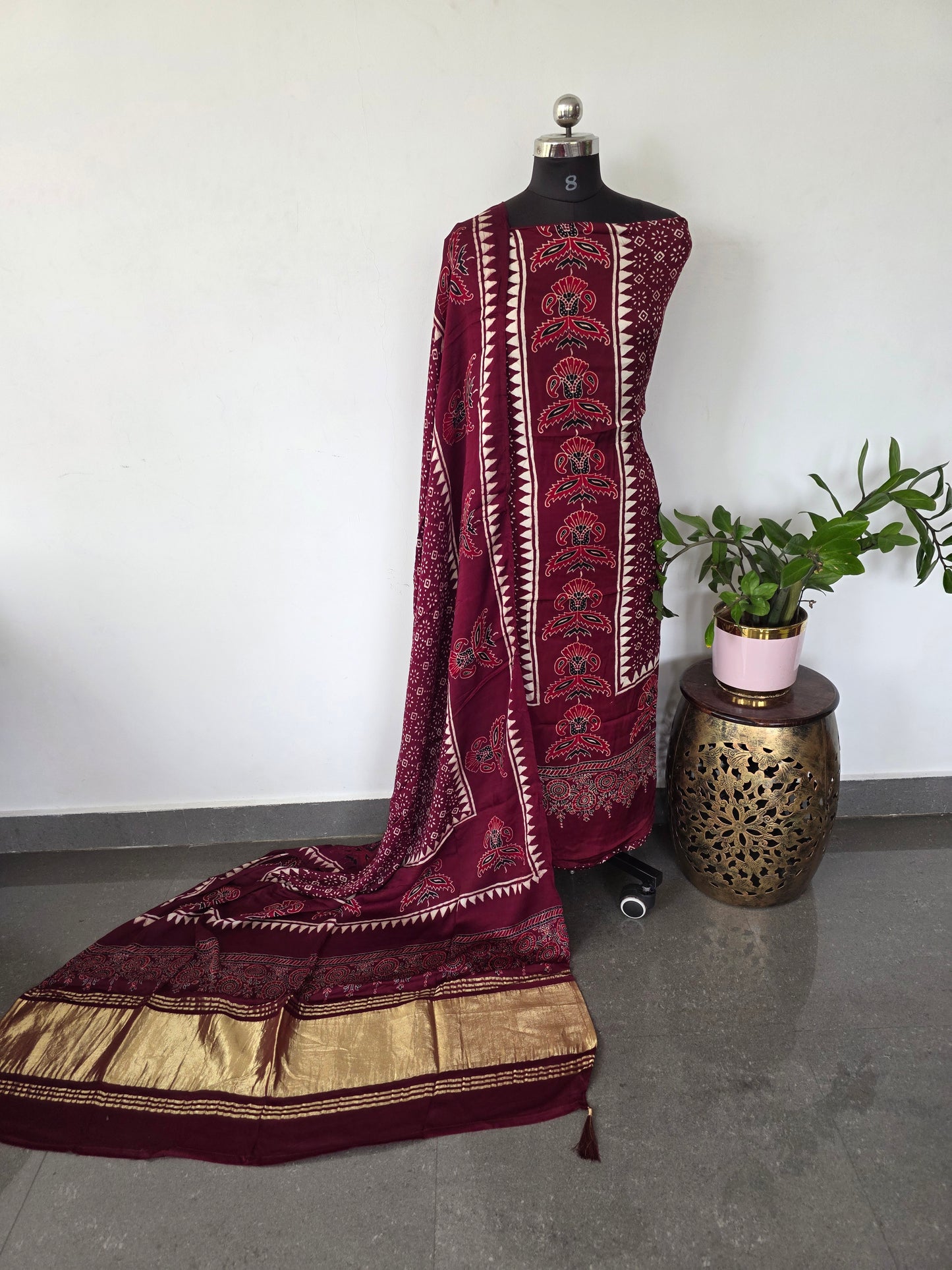 Handcrafted ajrakh modal silk with lagdi patta shawl set - HZ142