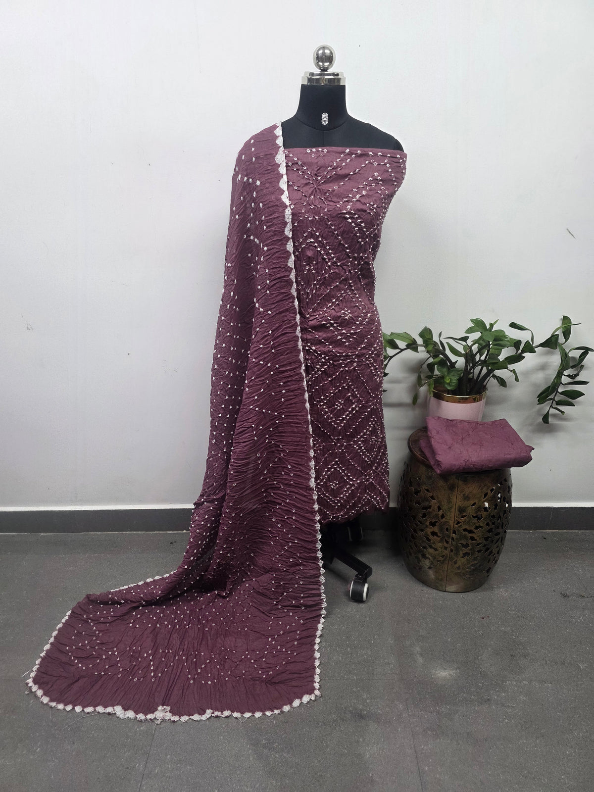 Handcrafted bandhani cotton set  -B207