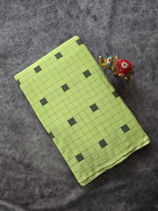 Prewashed Checked Pure handloom cotton running material ( 0.5 mtrs ) - HRM28