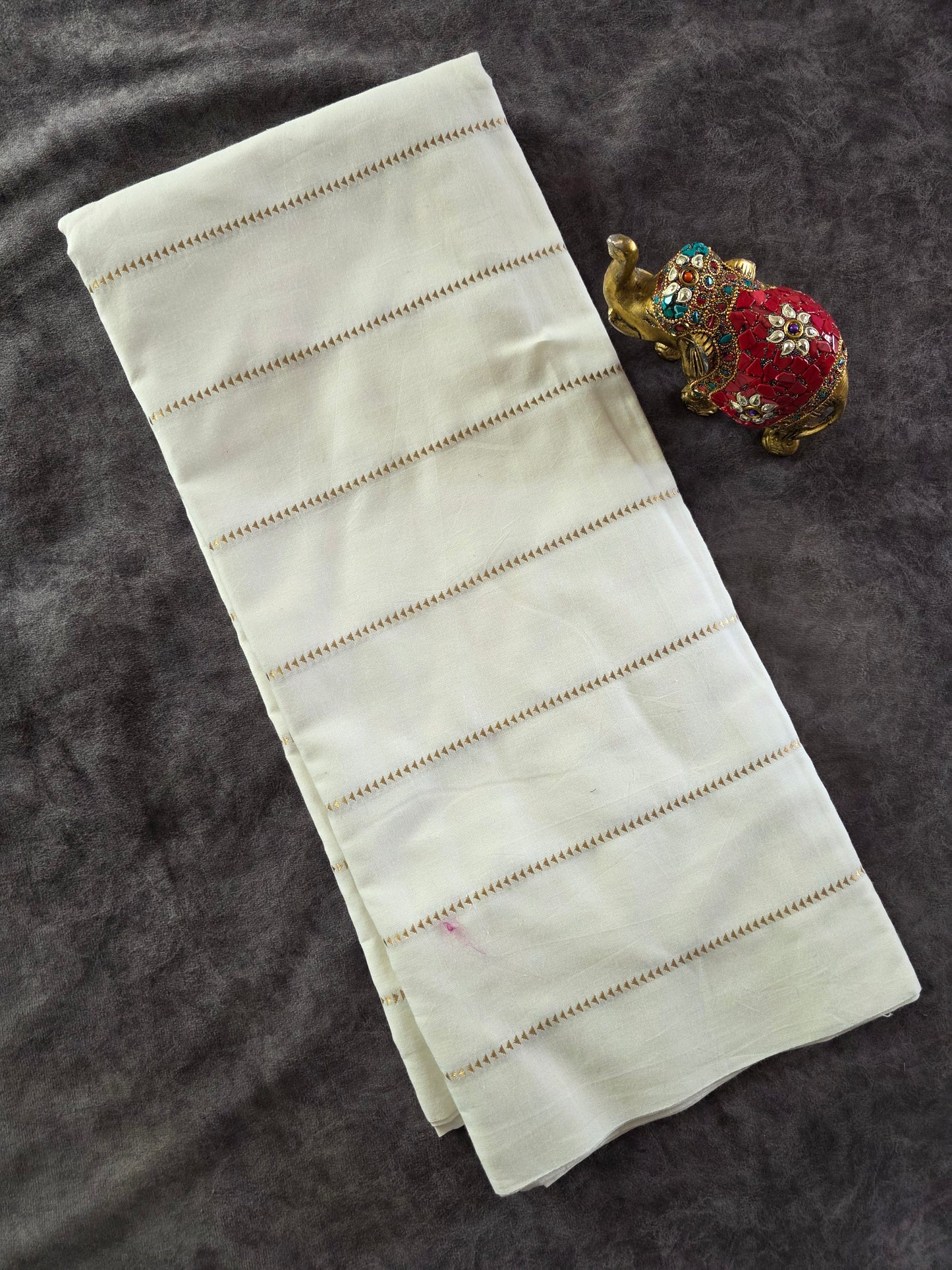Prewashed ONAM special south cotton running material (0.5 mtrs) - HRM337