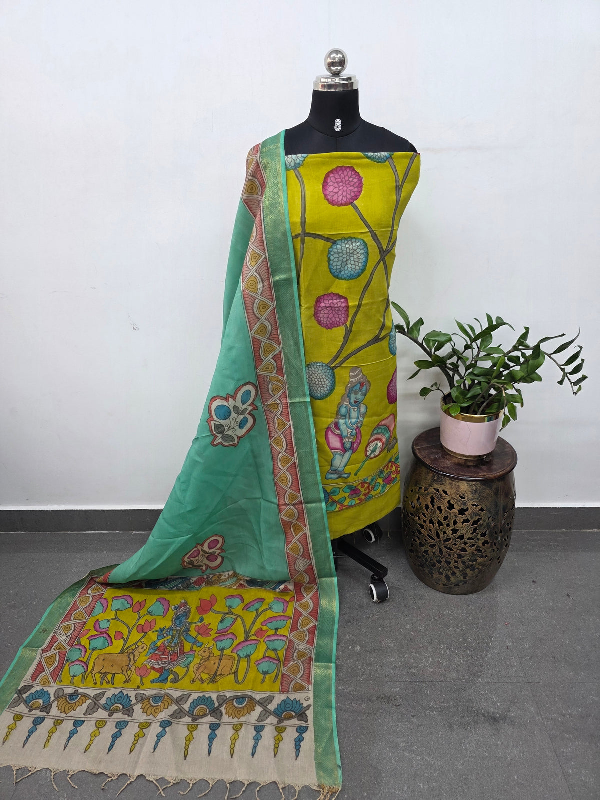 Kalahasthi Handcrafted Penkalamkari bangalore silk set -KH257