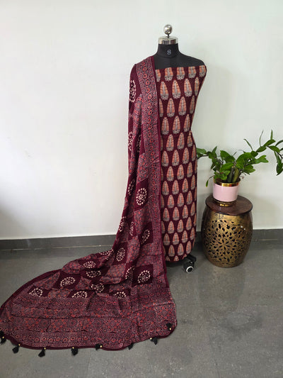 Handcrafted ajrakh modal silk set - HZ96