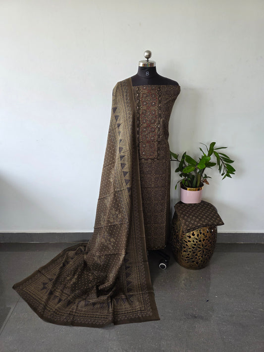 Jaipuri embroidery cotton set - JA807