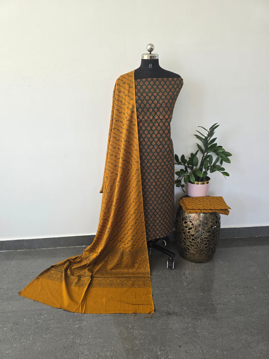 Pure kantha Ajrakh cotton set (green) - VC12