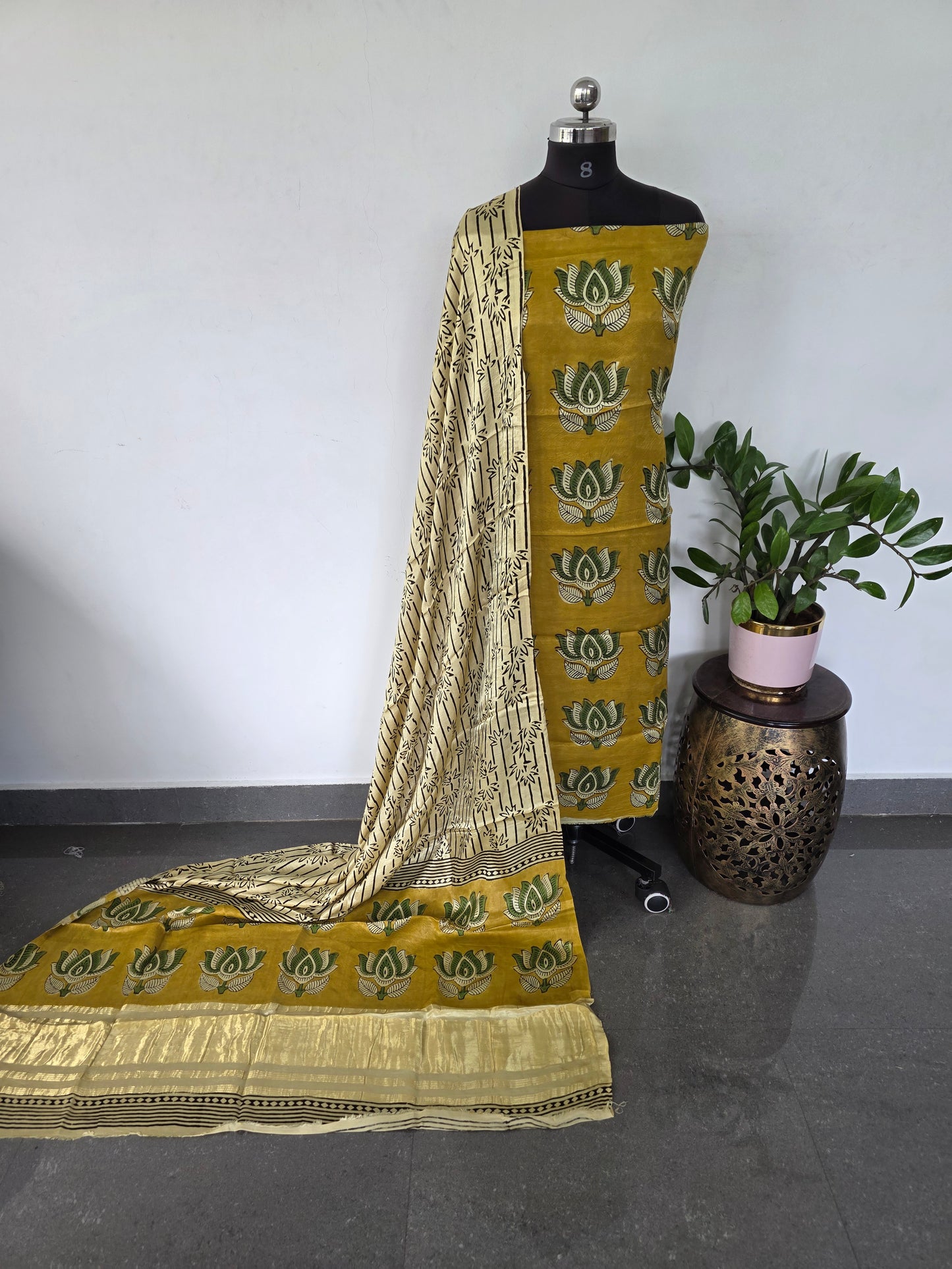 Handblock jaipuri satin modal silk set with lagdi patta pallu- HZ11