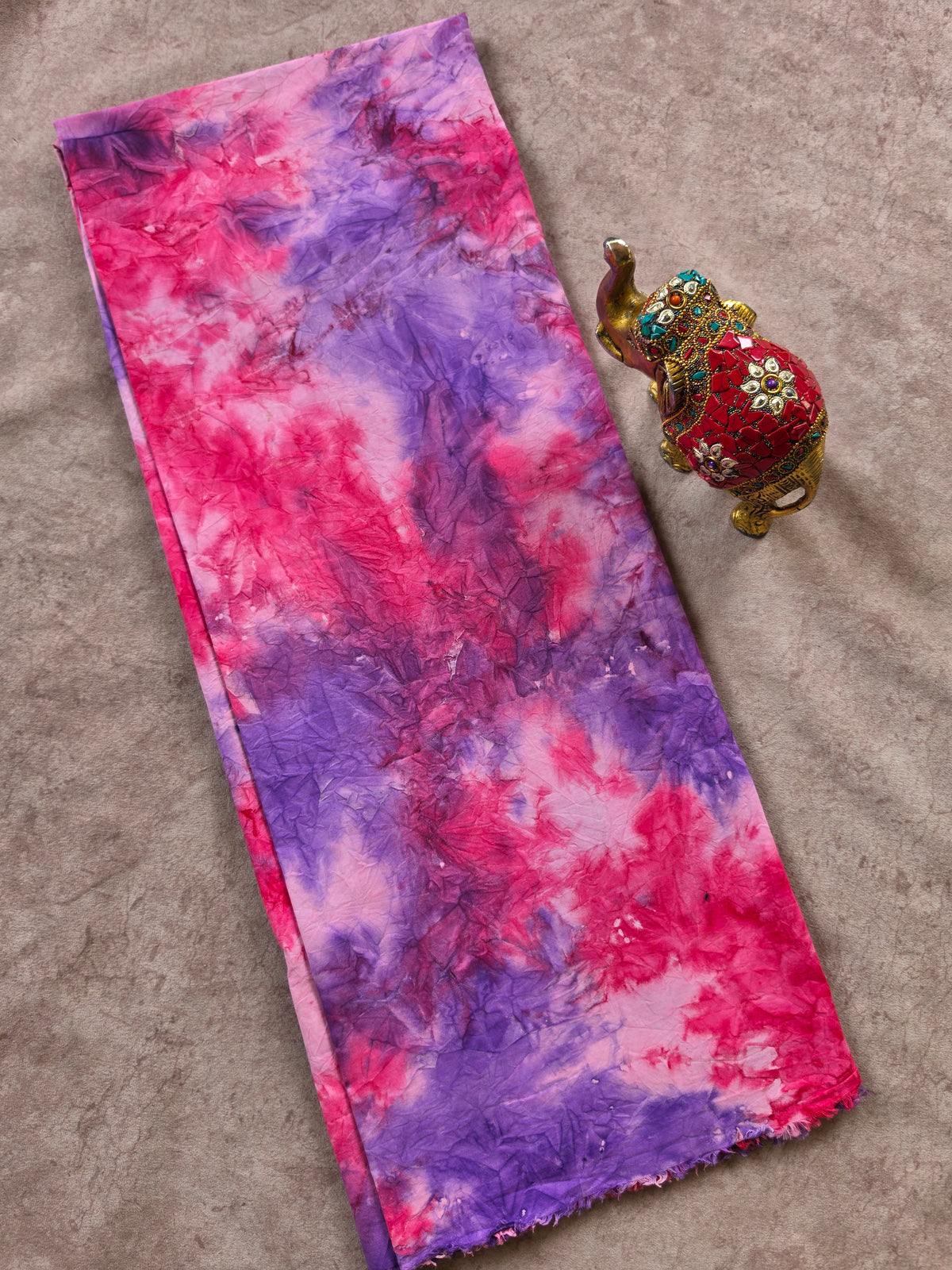 Handcrafted batik cotton running material -HB122