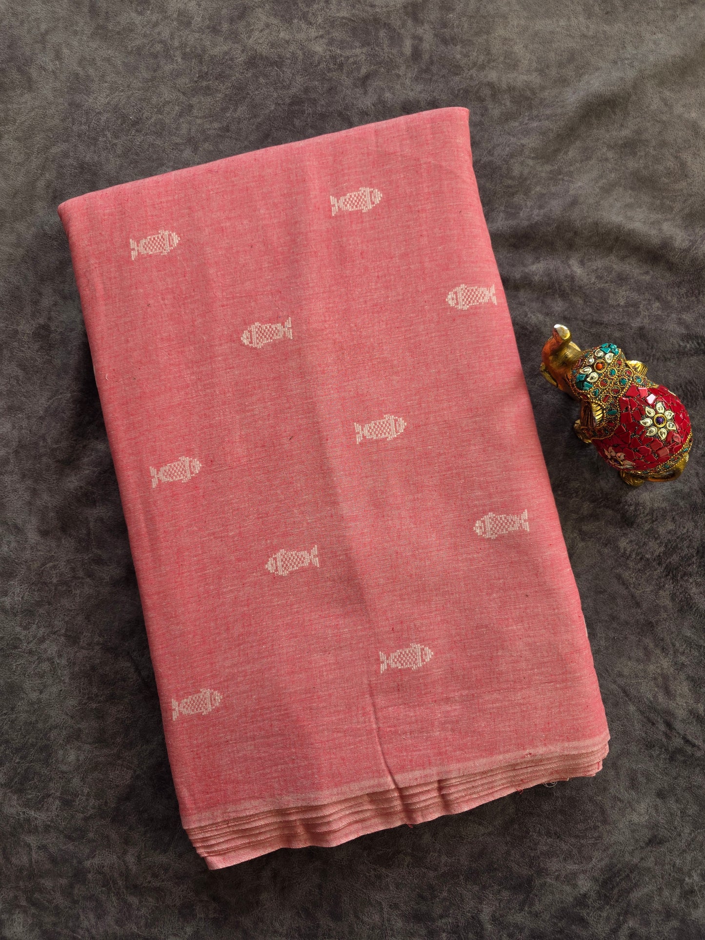 Prewashed fish jamdhani south cotton running material- HRM382