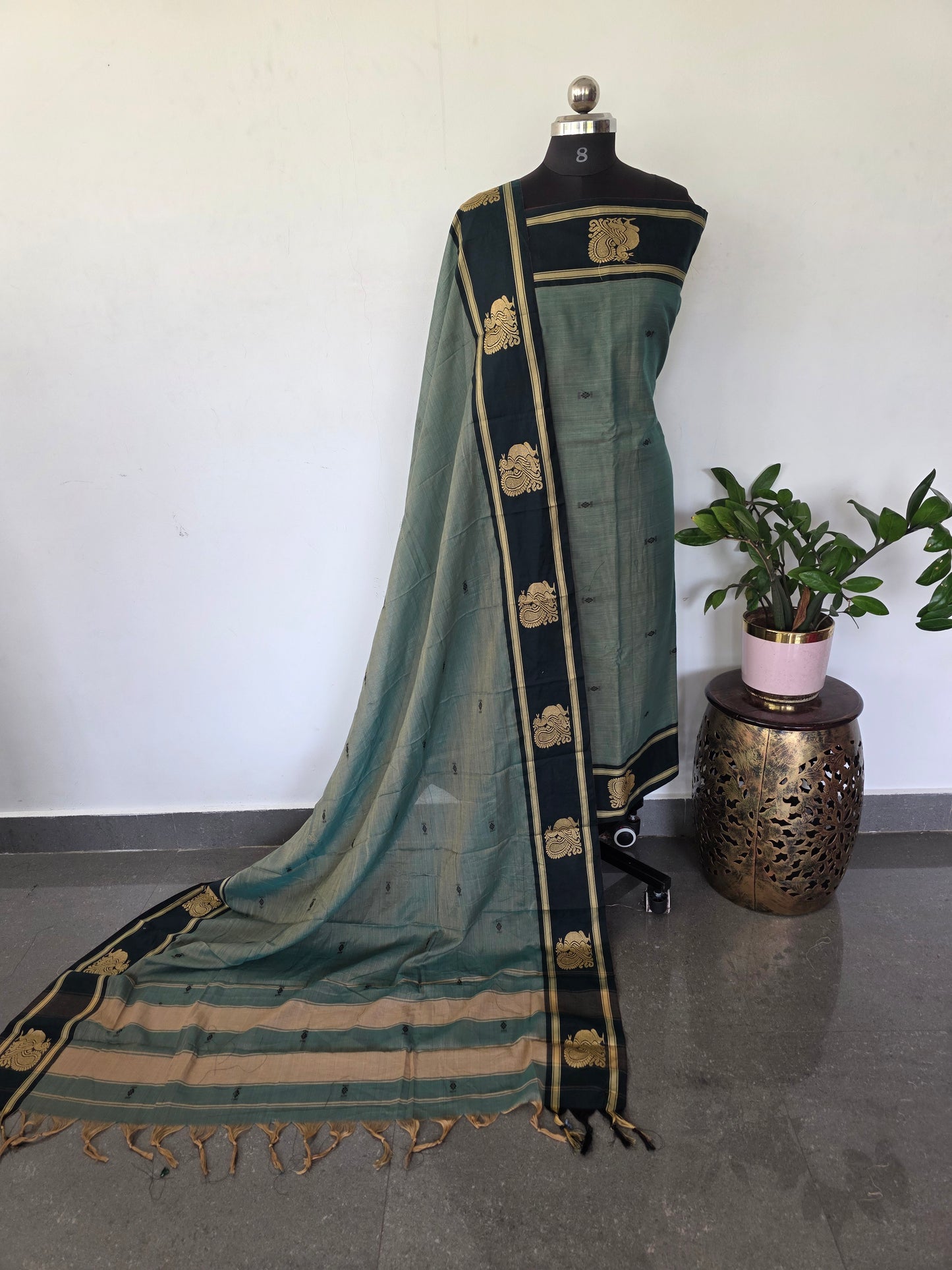 Annapakshi Narayanapet salwar set (4.5 mtrs) - Na483