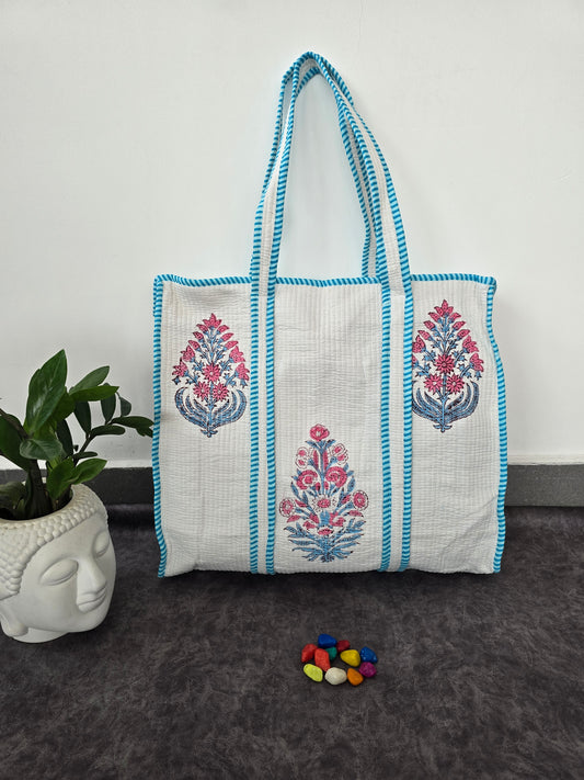 Handblock Jaipuri quilted cotton bag with zipper - QZ45