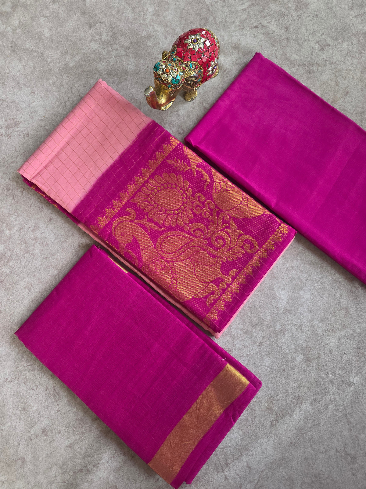 Madurai sungudi zari kattam with big border -MS109
