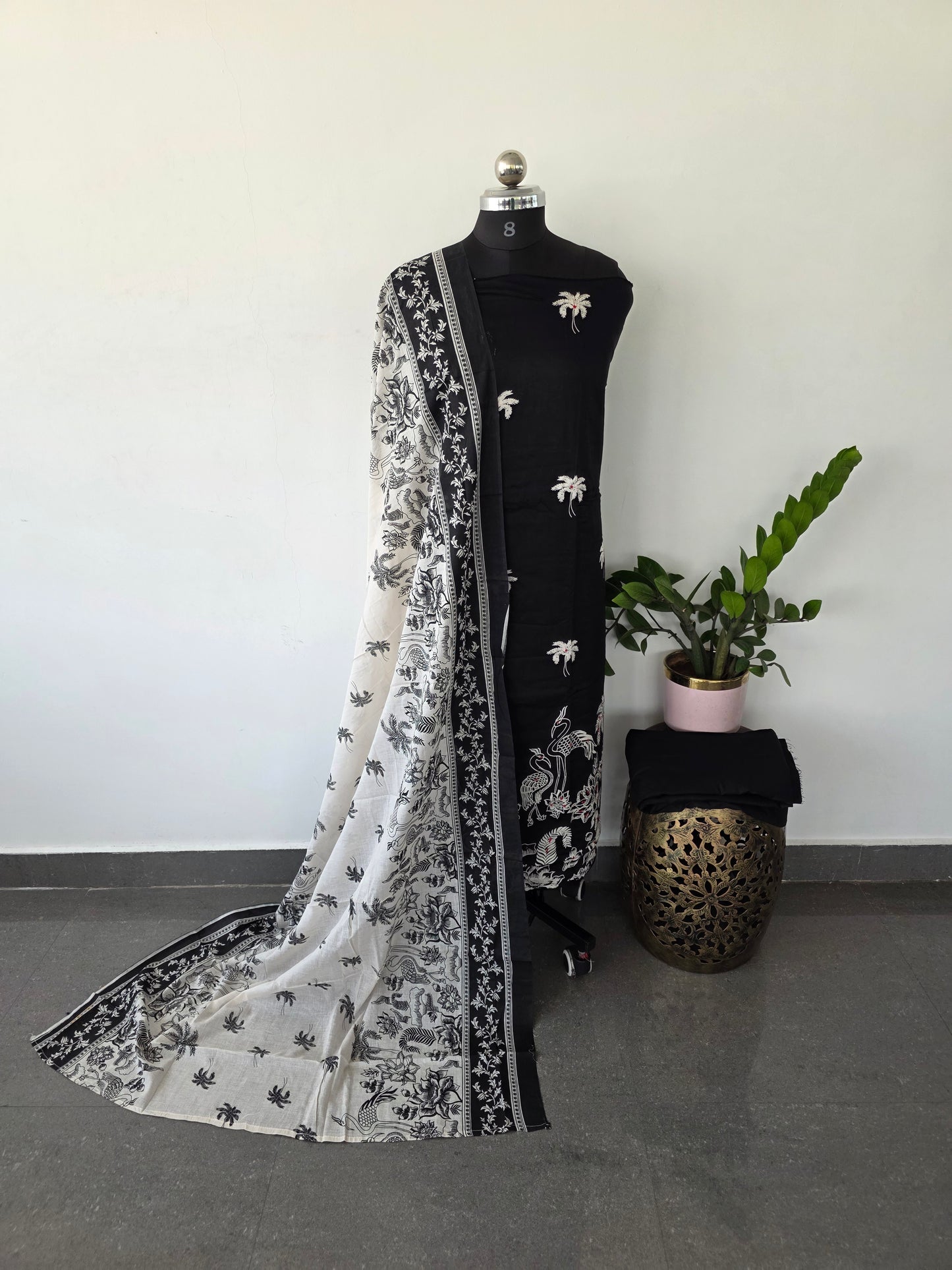 Premium embroidery Satin cotton set (black) - VC59