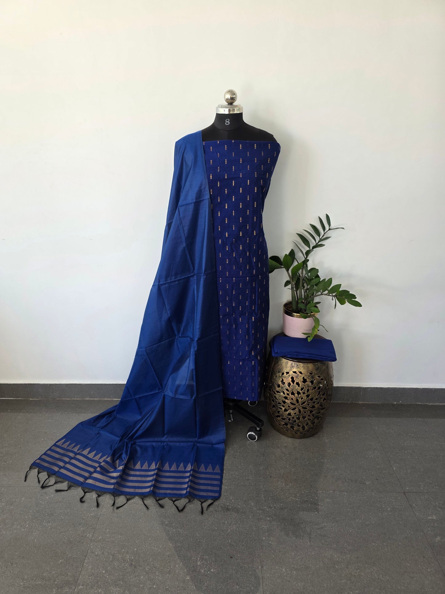 Premium semi rawsilk set - Royal blue