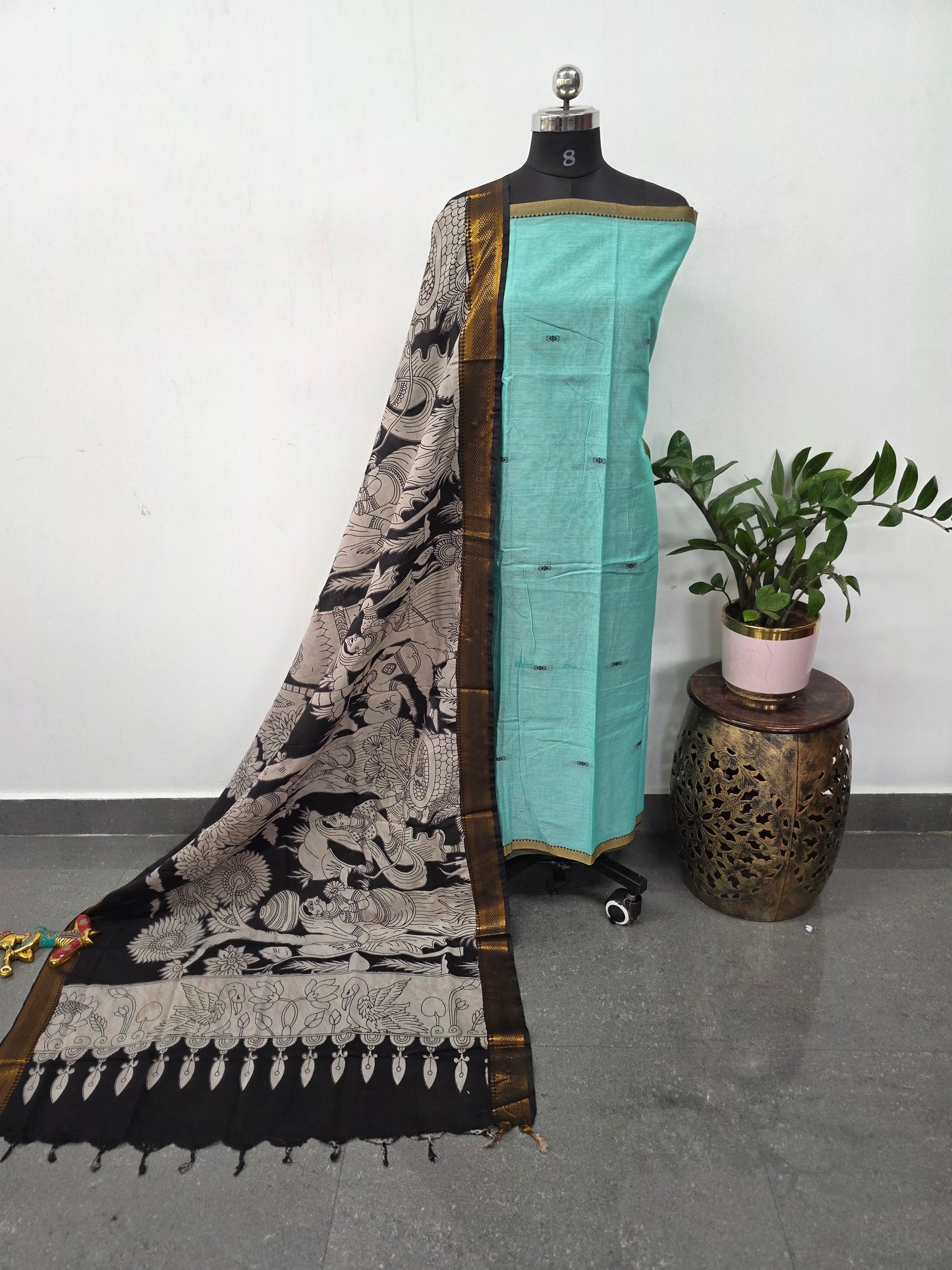 Fusion Narayanapet with handcrafted chennuri silk kalamkari duppatta - AK410
