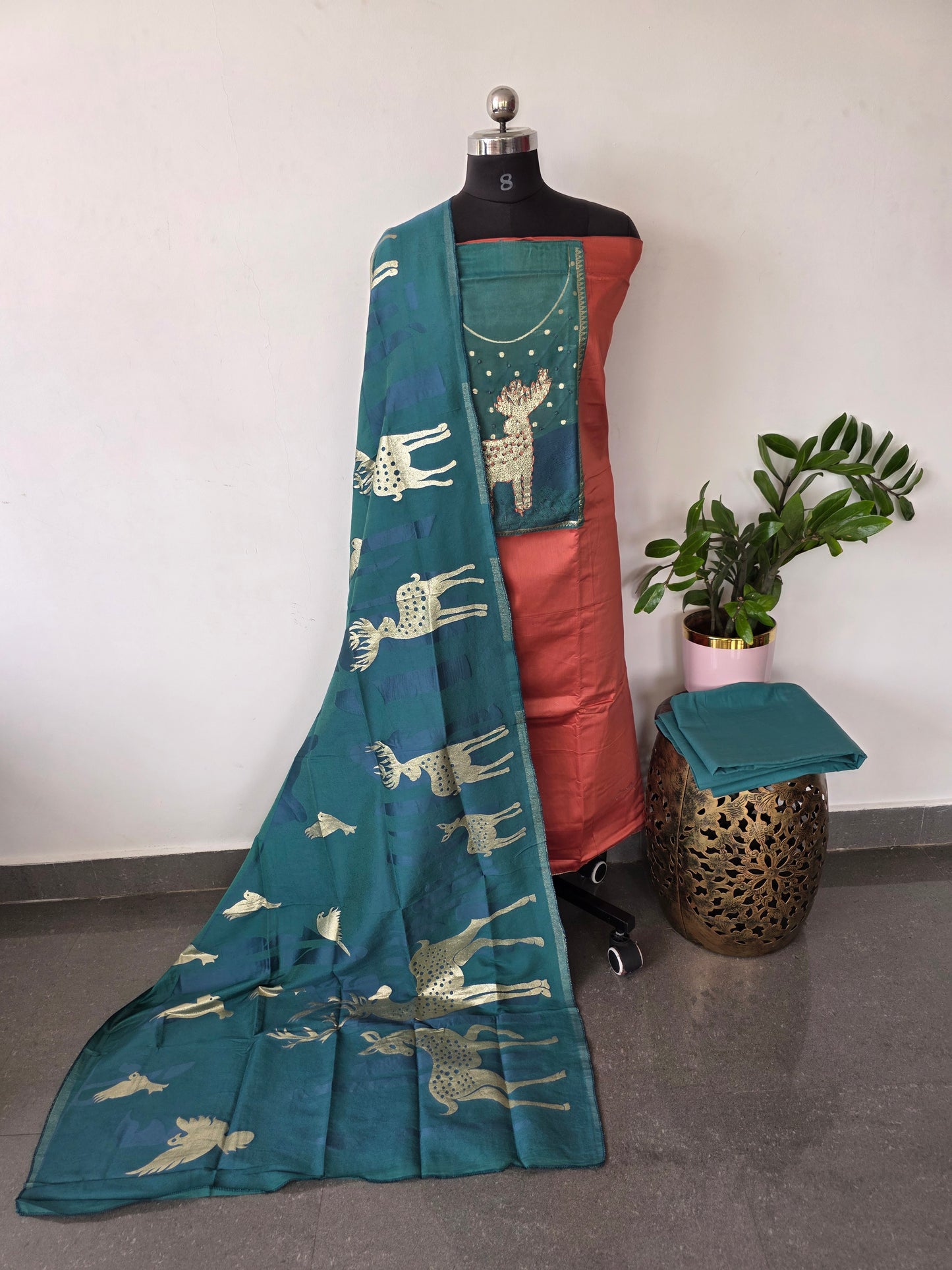 Premium Banarasi silk cotton set - CLA309