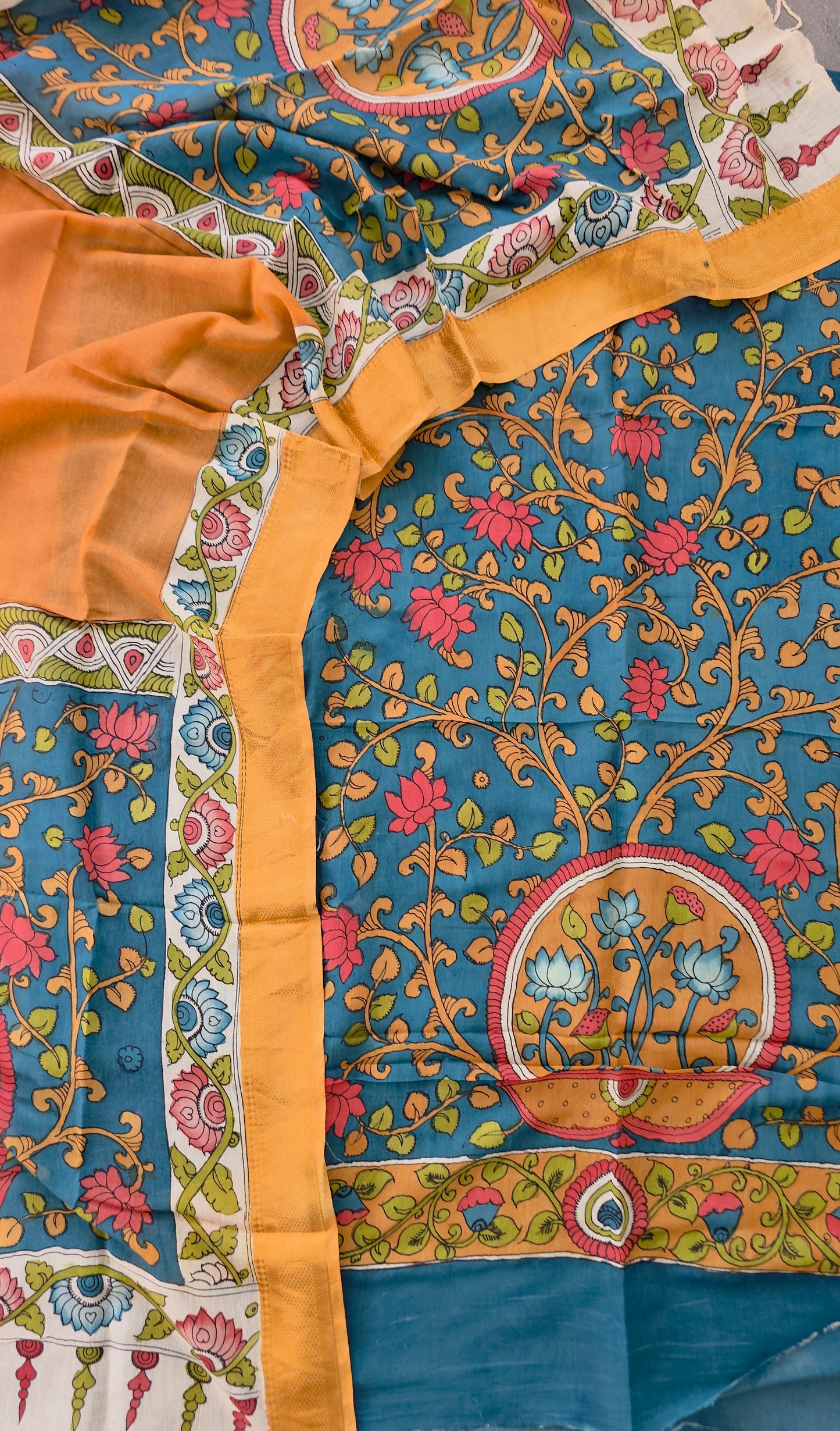 Handcrafted Kalahasthi Penkalamkari bangalore silk set - KH19
