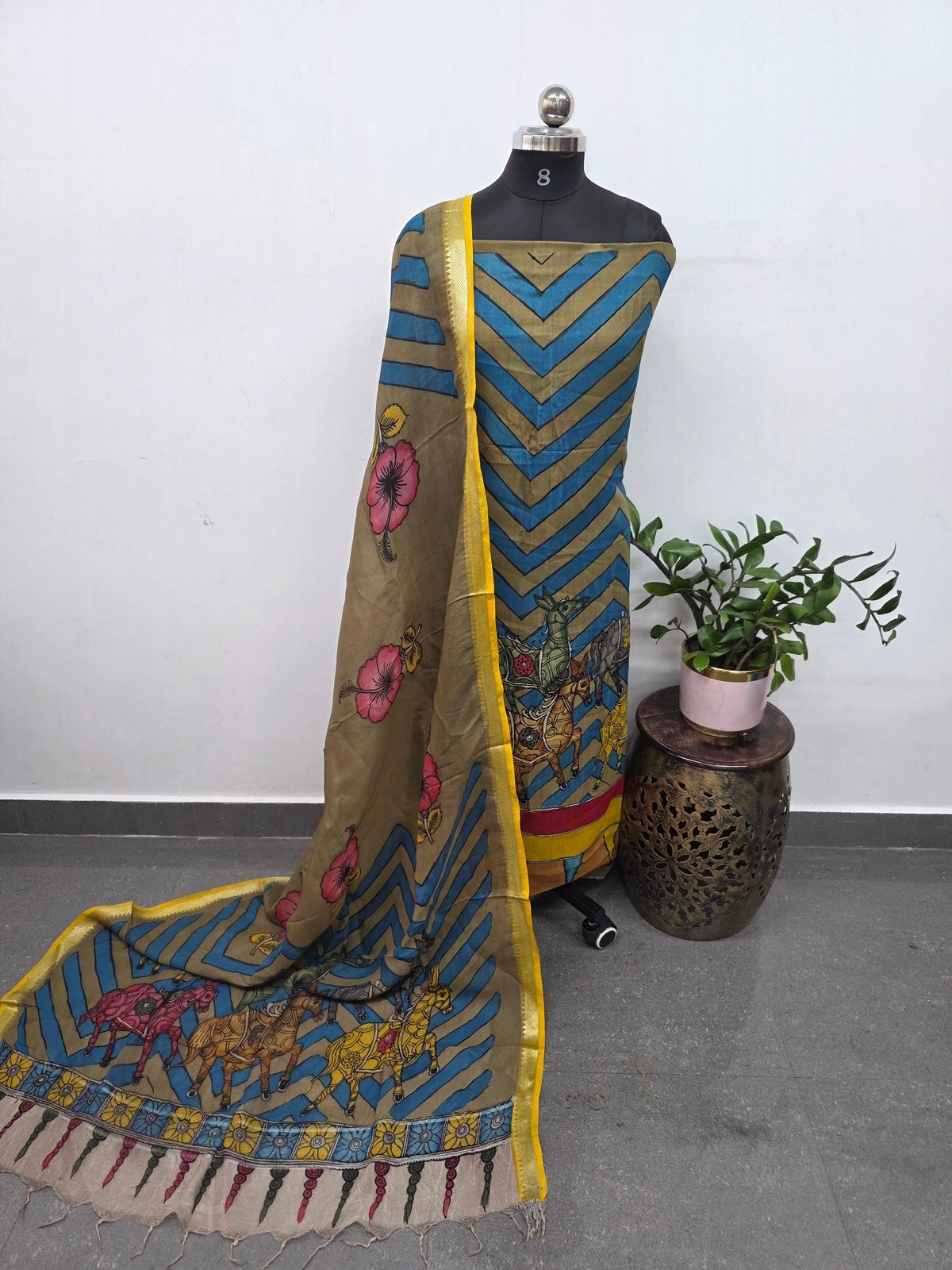 Kalahasthi Handcrafted Penkalamkari bangalore silk set -KH252