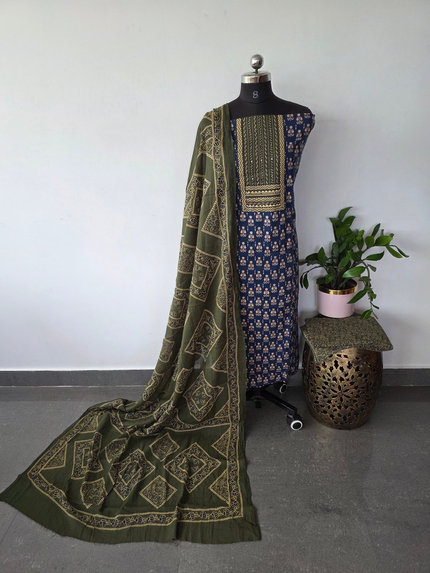 Gamthi ajrakh cotton set - BA291