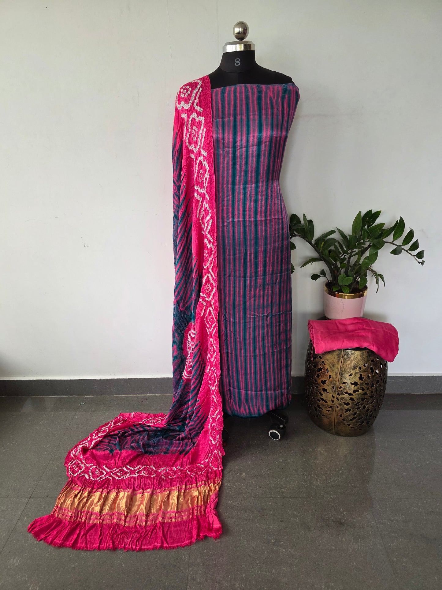 Handcrafted Tie & dye modal silk set with lagdi patta-BN111