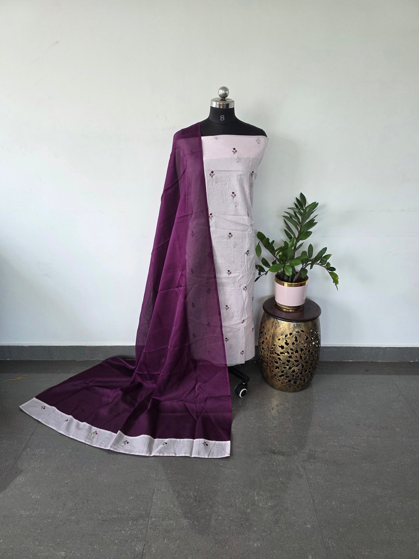 Mul embroidery cotton top with kota shawl - 3