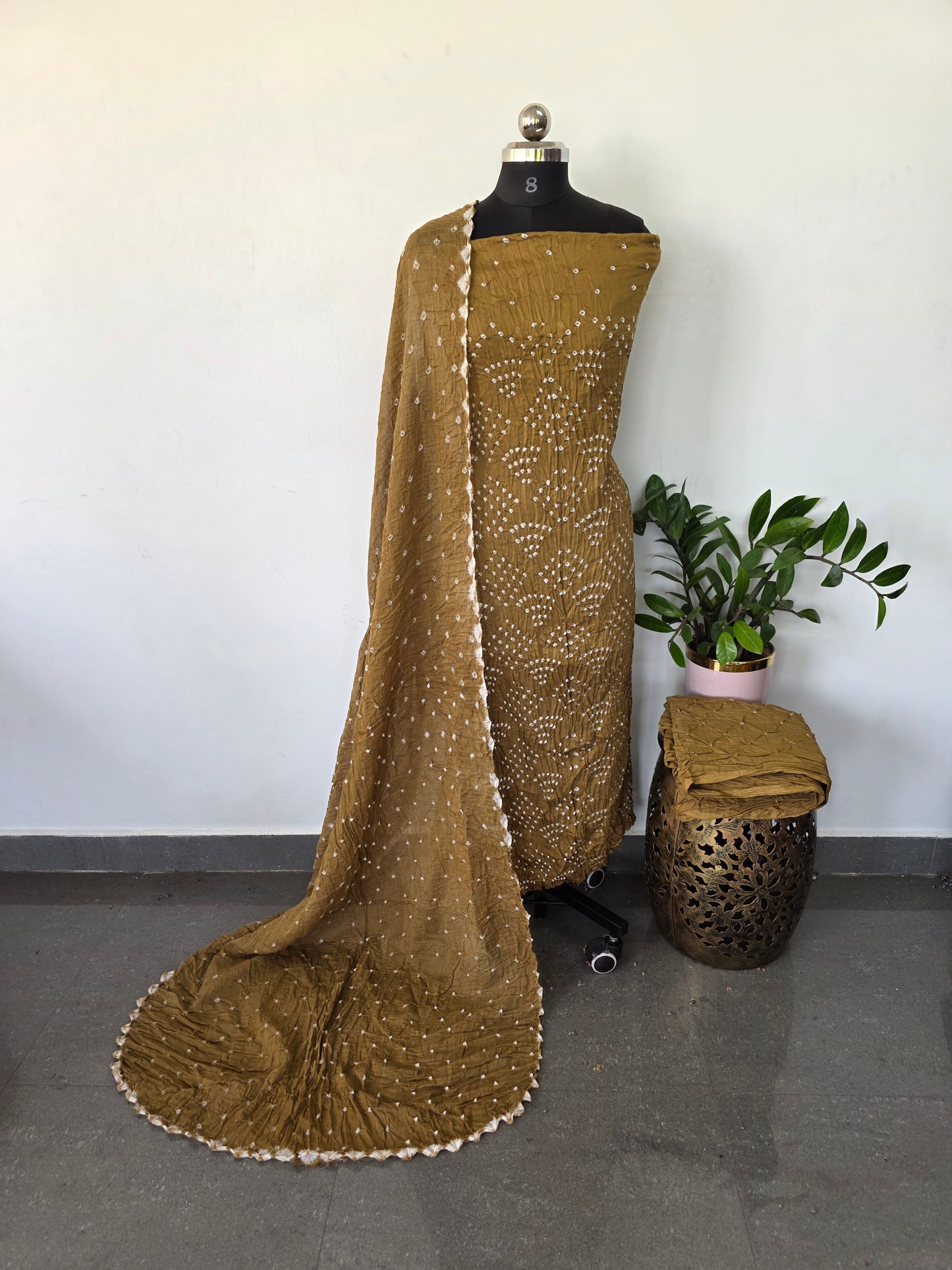 Handcrafted bandhani cotton set -B94