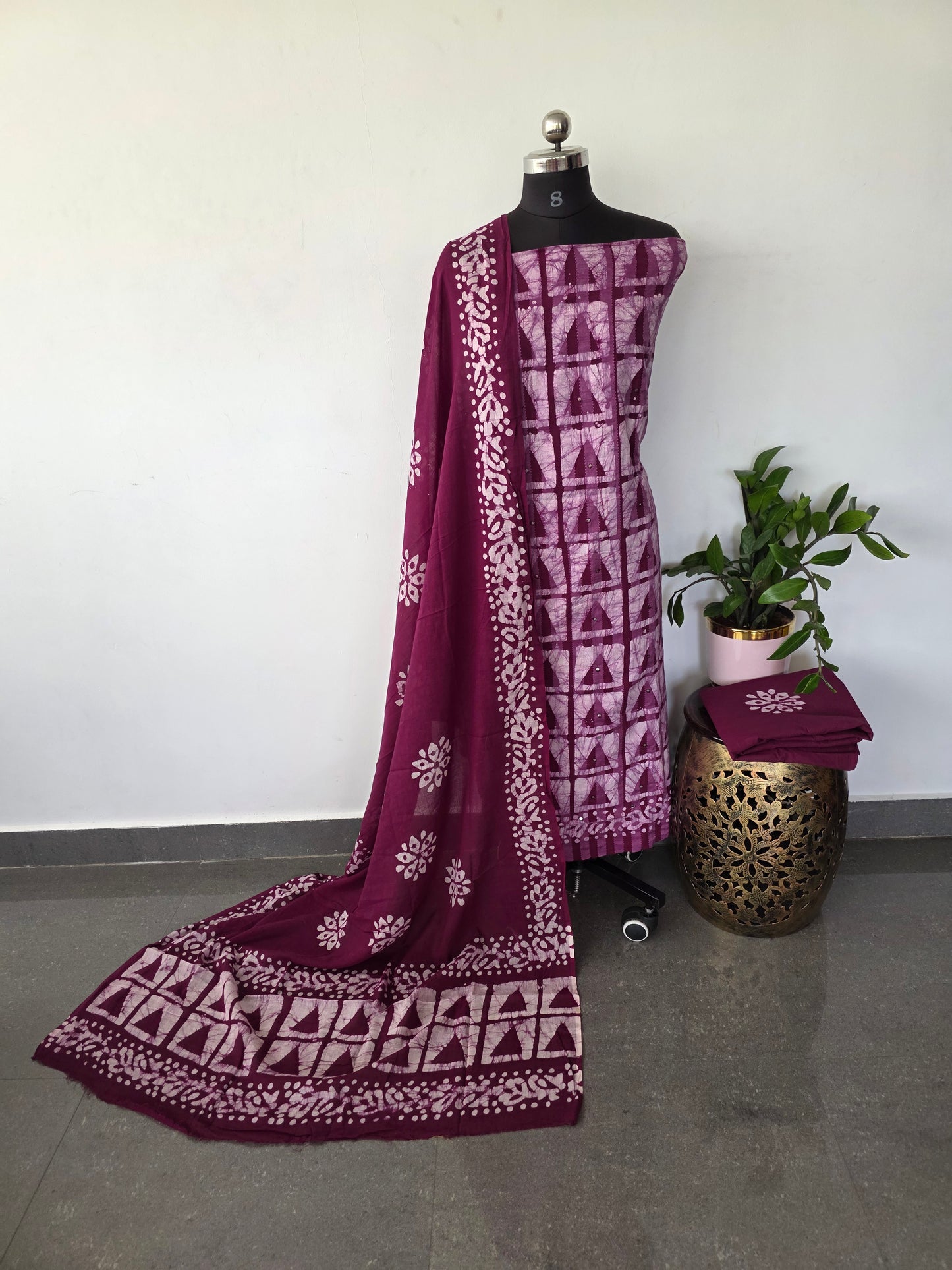 Dull patta kantha batik cotton set with mirror work - BA224