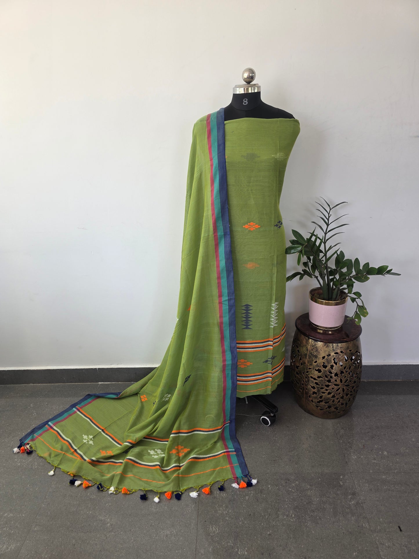 Bhujodi salwar set - LH40