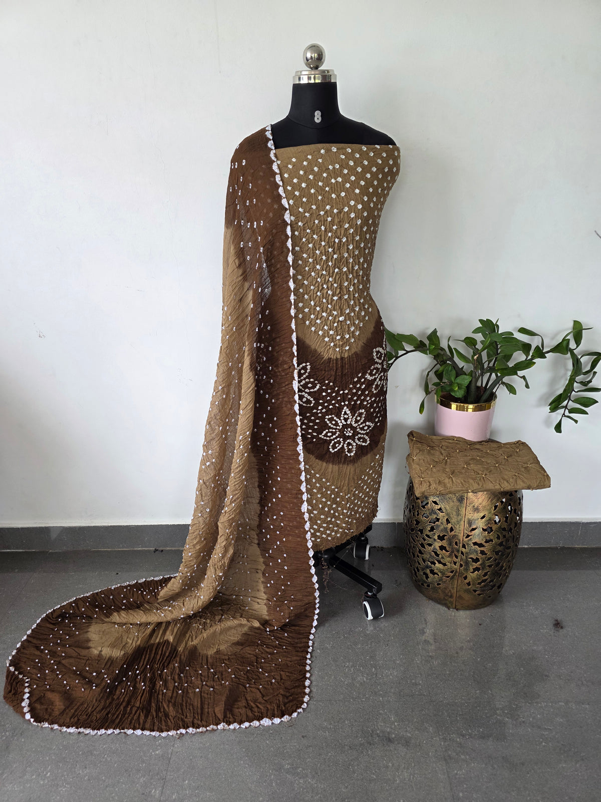 Handcrafted bandhani cotton set  -B167