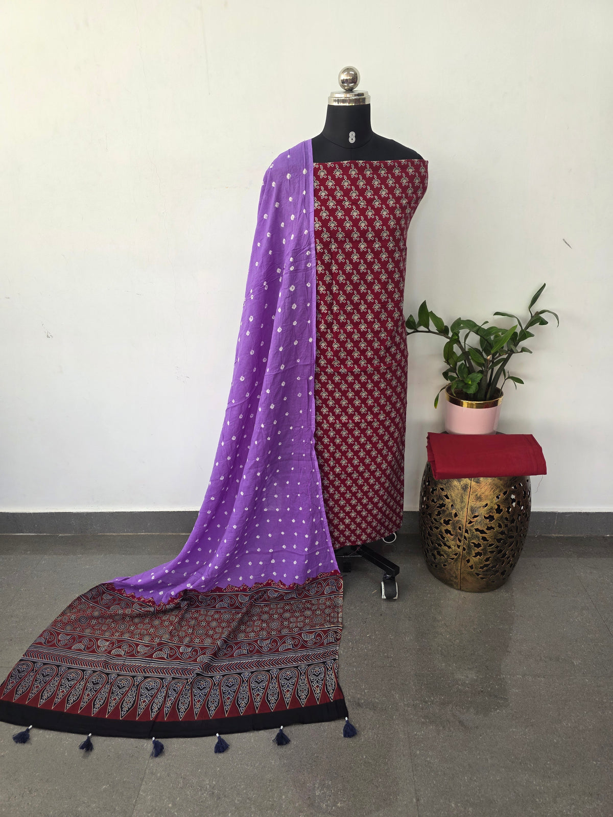 Handcrafted ajrakh cotton set with bandhini duppatta-HZ367