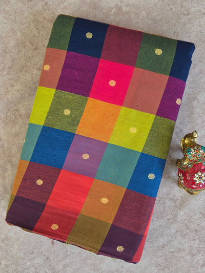 Madras kattam prewashed with butta weave fabric (4 inches*4 inches) - MD98