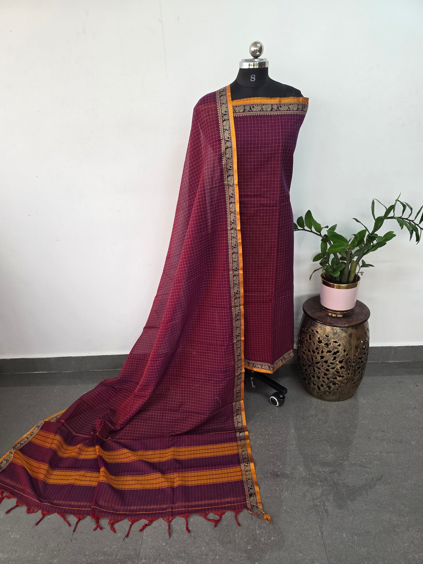 Checked Mercerised narayanapet salwar set with elephant border (4.5 meters)- NA528