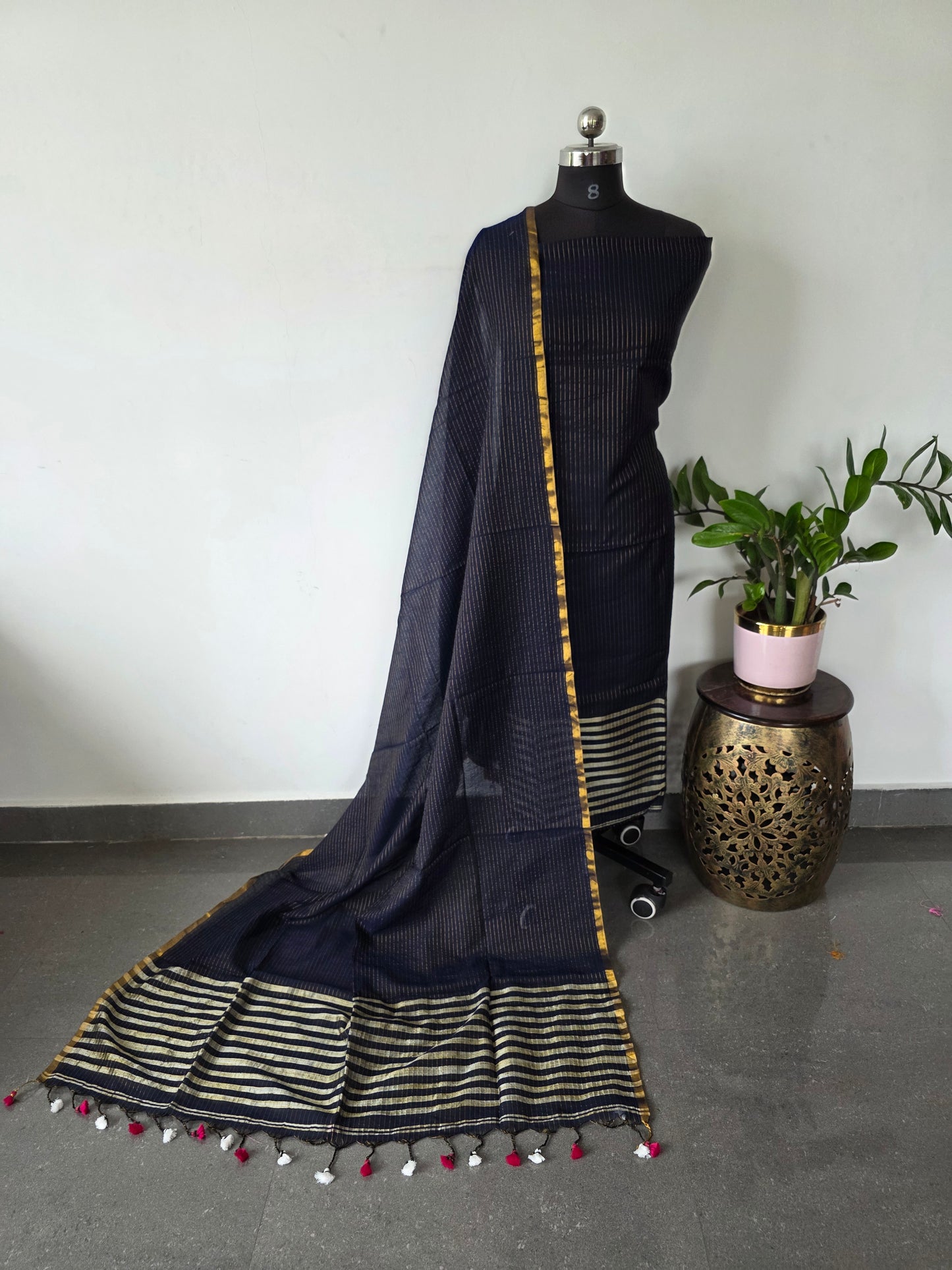 Premium mul khadi zari lines salwar set - MUL287